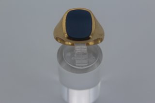 Sello de oro 18k, 4,25gr. Ref. G-824.