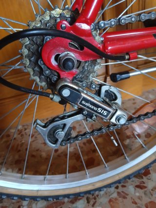 Bicicleta de Montaña METTA 18 Velocidades