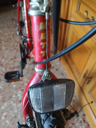 Bicicleta de Montaña METTA 18 Velocidades