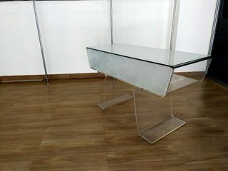 Banco in metacrilato e vetro
