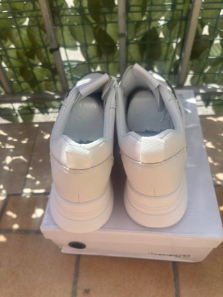 Scarpe sneakers bianche suola spessa