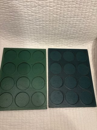 Bandeja para monedas verde y azul