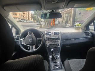 Toyota Avensis 2011