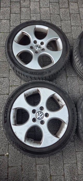 Llantas BBS Golf V GTI 17"