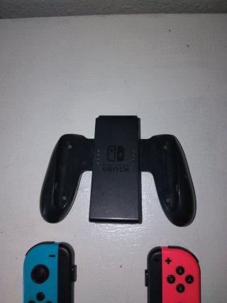 Mando Nintendo Switch (No sé si funciona)