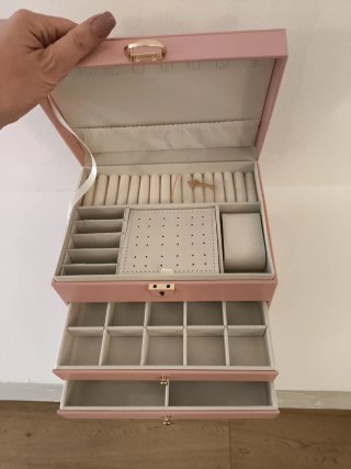 Portagioie grande rosa con 2 cassetti