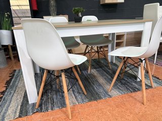 Mesa Comedor + 4 Sillas Blanco/Cambria 138cm