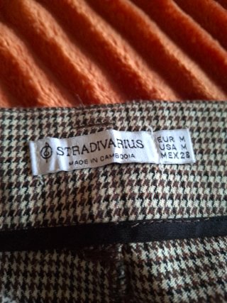 Falda pantalón cuadros beige y negro