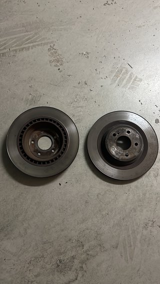 Discos de freno Mercedes en buen estado 70%de vida