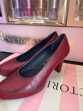 Zapatos de tacón Dorking rojos