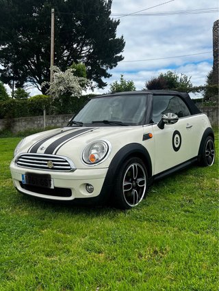 MINI Cooper Cabrio 2010