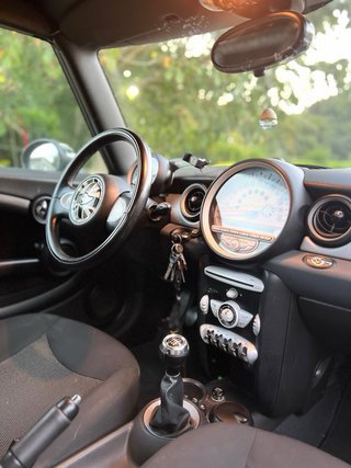 MINI Cooper Cabrio 2010
