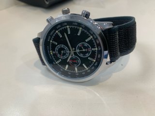 Reloj Pier One Negro y Plateado Nuevo