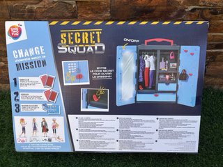 Barbie Secret Squad con 4 identidades
