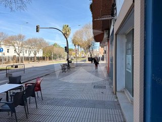 Local comercial en venta en Maria Auxiliadora - Barriada LLera en Badajoz
