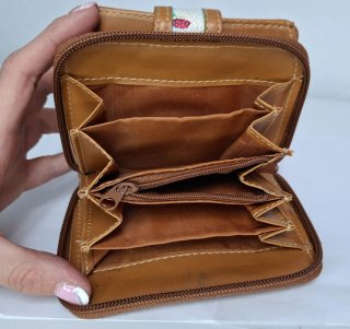 Cartera con estampado