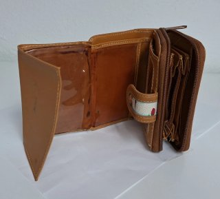 Cartera con estampado