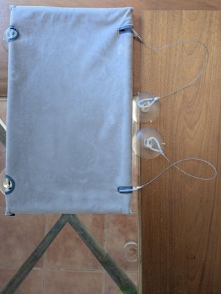 Hamaca de gato para ventana/balcón. Sin usar