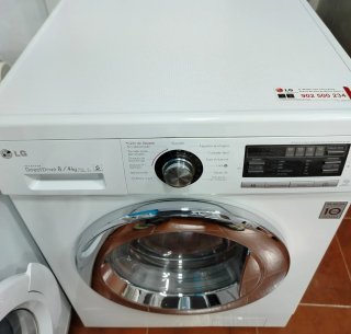LAVADORA-SECADORA LG 8 Kg Direct Drive