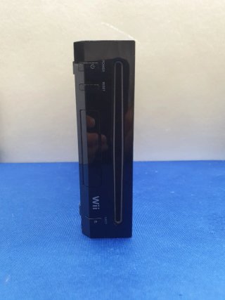 NINTENDO WII NEGRA CON FALLO AL INGRESAR DISCOS