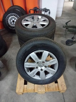 Llantas y neumáticos Volkswagen  235/65/R17