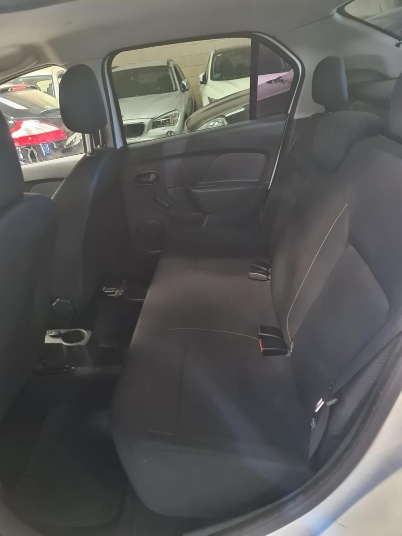 Dacia Logan 1.0 TCE/SCe Ambiance 2017, foto 9