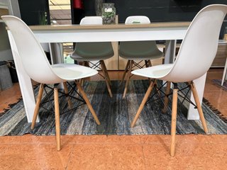 Mesa Comedor Madera 138cm + 4 Sillas Diseño