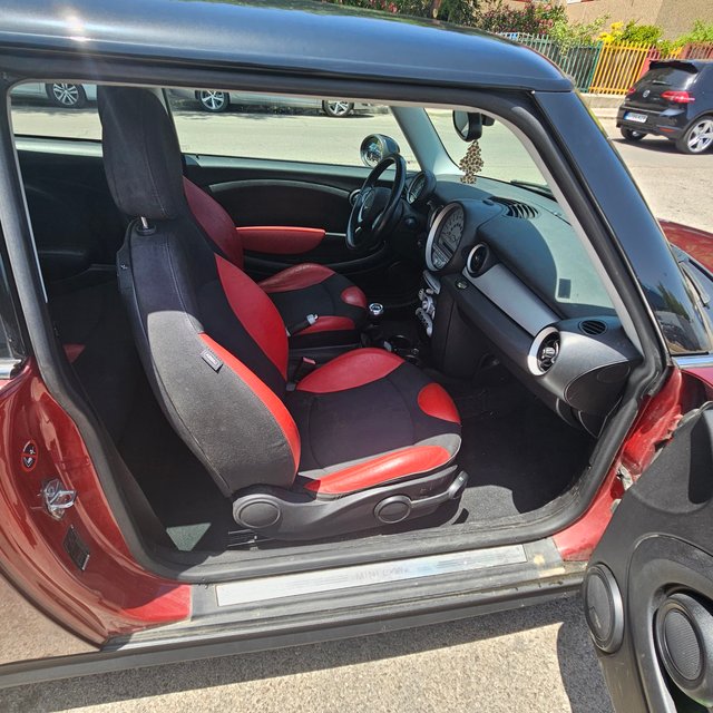 MINI COOPER 1.6D