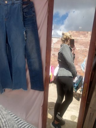 Trenca chica gris y negra Talla L