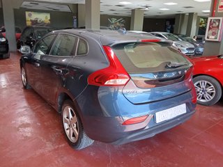 Volvo V40 2017