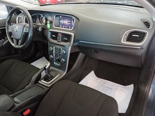 Volvo V40 2017