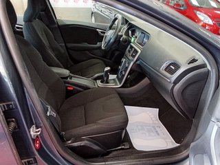 Volvo V40 2017