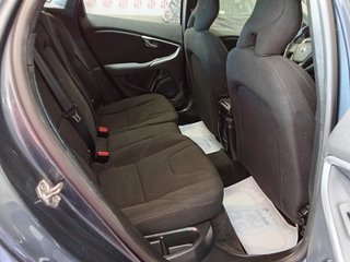 Volvo V40 2017