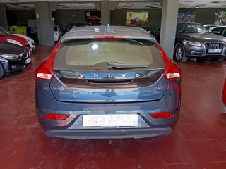 Volvo V40 2017