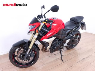 SUZUKI GSR 750