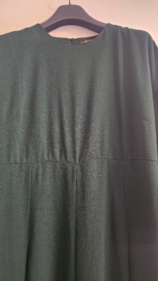 Vestito Zara verde bottiglia maniche a sbuffo