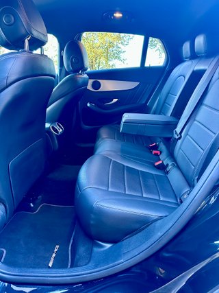 🔥 MERCEDES-BENZ GLC 300e AMG 🔥