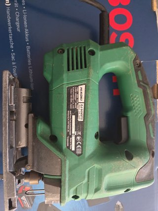 Sierra de calar Hikoki CJ90VST2 705W