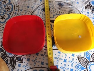5 Contenitori in Plastica con Coperchio