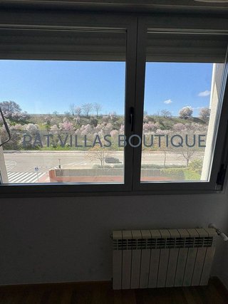 Piso en alquiler en Las Tablas en Madrid