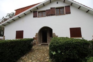 Chalet en alquiler en Teo