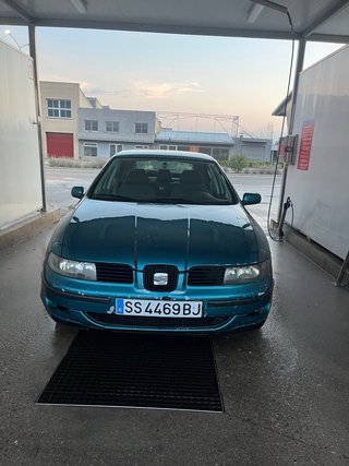 SEAT Leon 2000