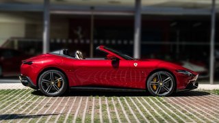 Ferrari Roma Spider