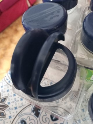 6 Contenitori in Plastica con Coperchio Dosatore