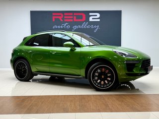 Porsche Macan Turbo 2021