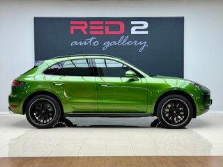 Porsche Macan Turbo 2021