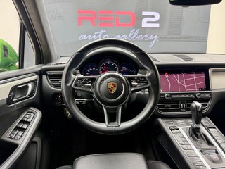 Porsche Macan Turbo 2021