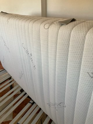 Cama articulada eléctrica. Incluye colchón propio