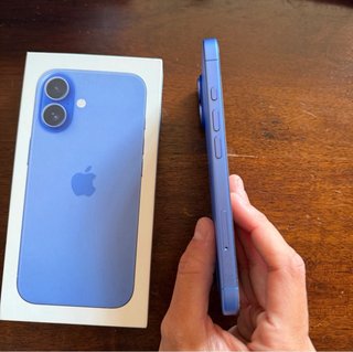 iPhone 16 256gb + AppleCare