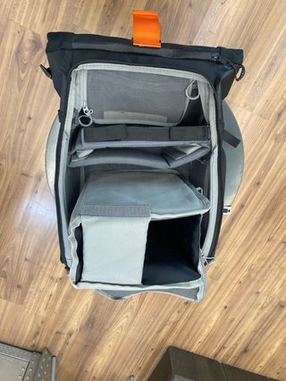 Mochila Hudl Negra y Naranja